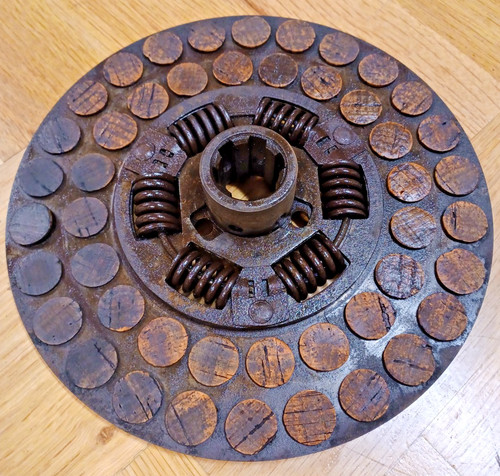 Clutch driven friction - /,