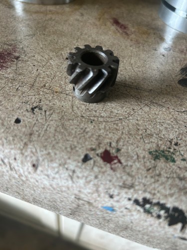 Distributor drive gear t - distributor,