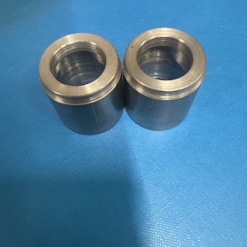 Front hub bearing spacer - front,
