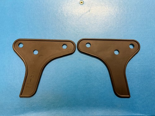 Windscreen pillar rubber - pillar,