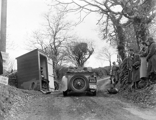 1951 motor racing old - mg,