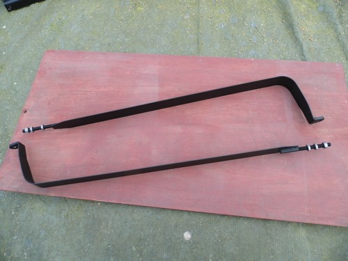 Petrol tank staps - mg,